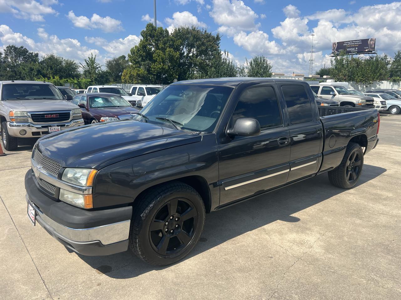 Chevrolet Silverado 1500 Ext. Cab Short Bed 2WD 2003