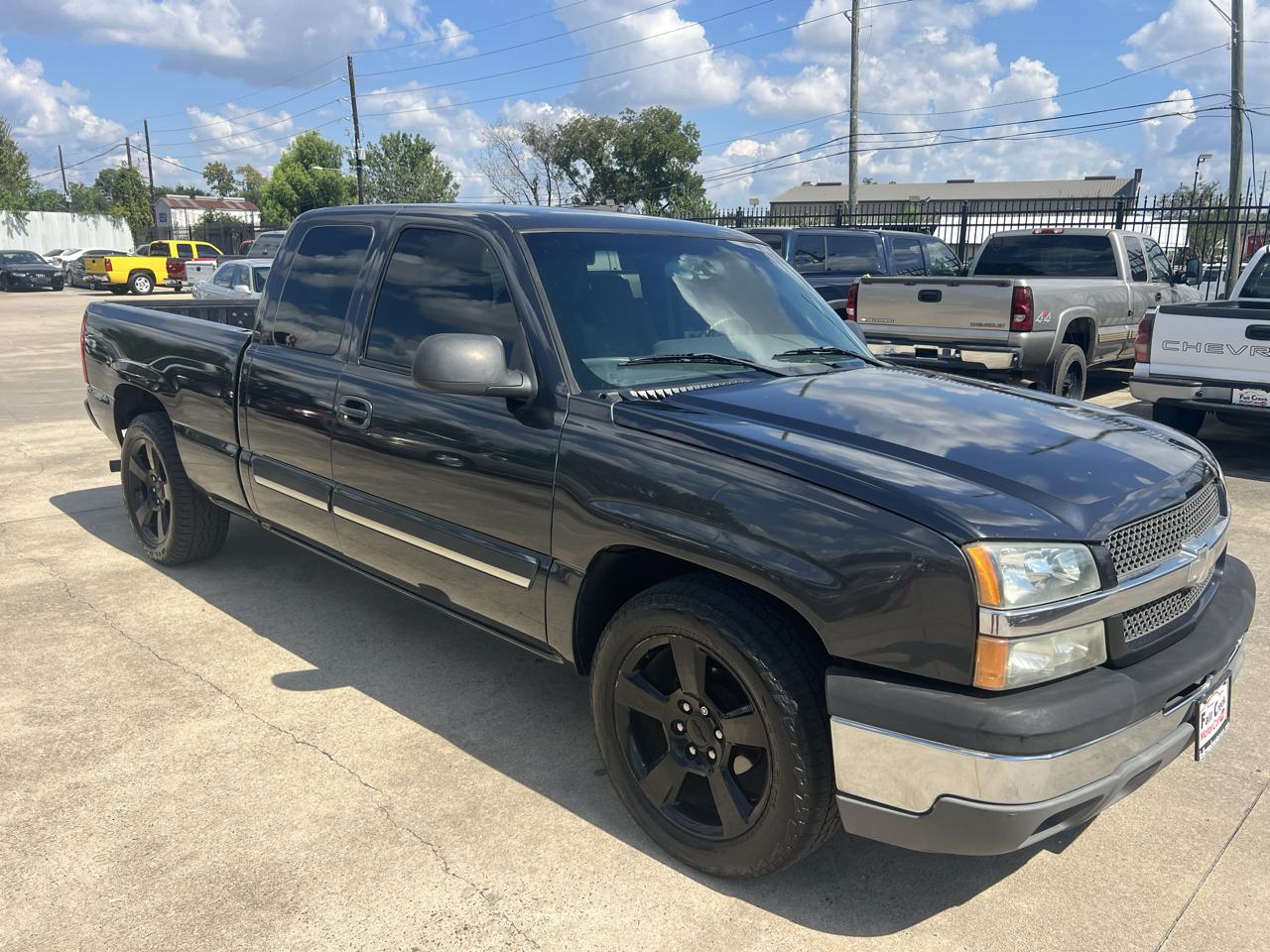 Chevrolet Silverado 1500 Ext. Cab Short Bed 2WD 2003
