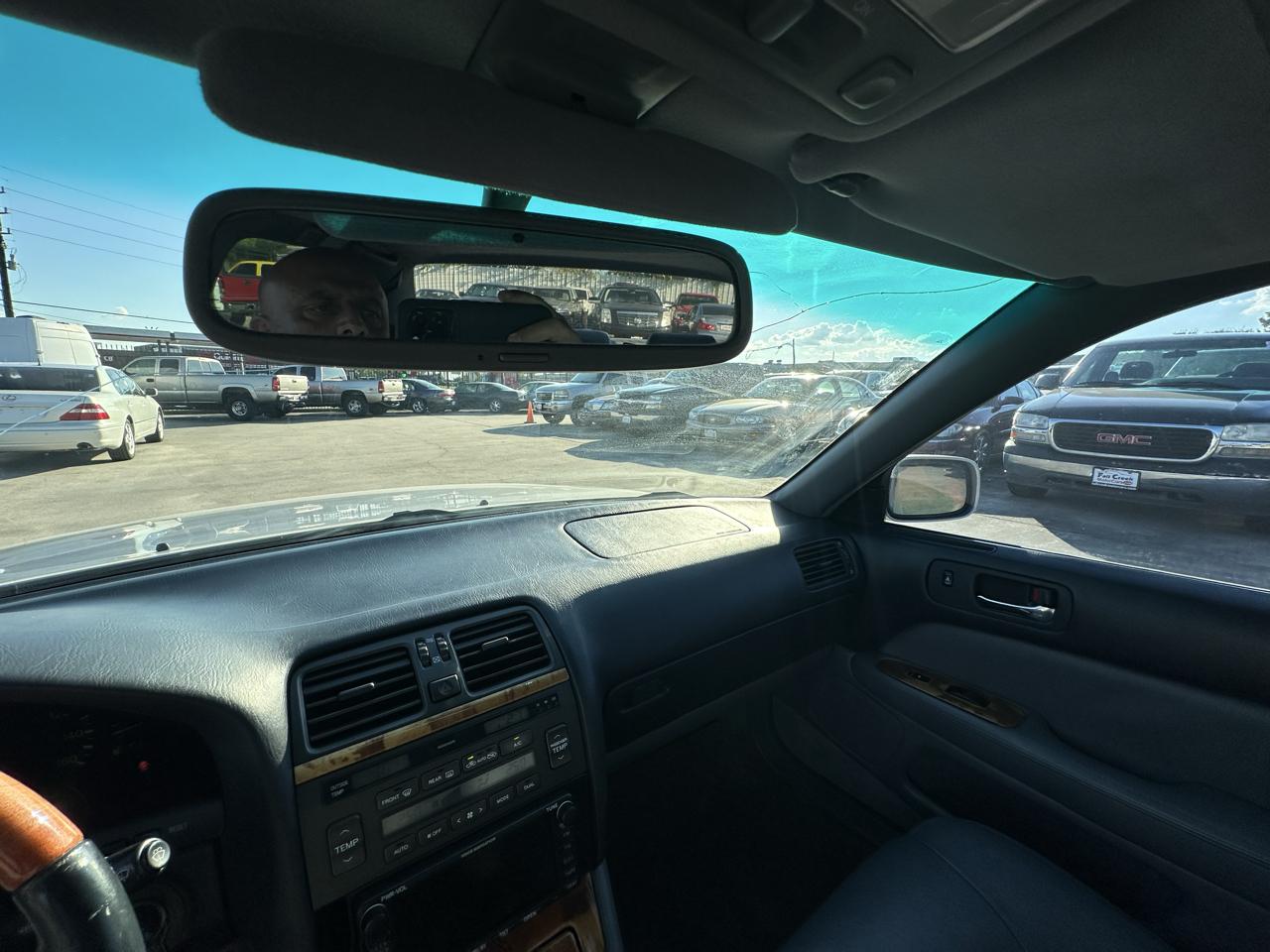 Lexus LS 400 4dr Sedan 1999