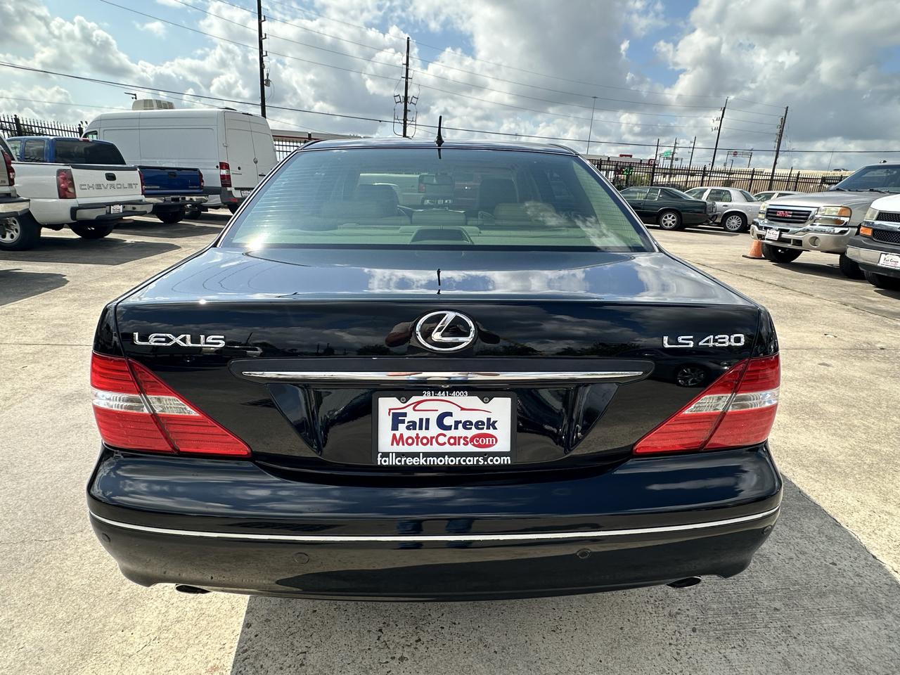 Lexus LS 430  2005