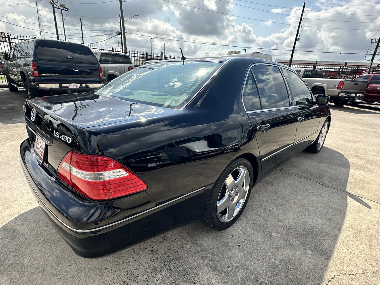 Lexus LS 430  2005