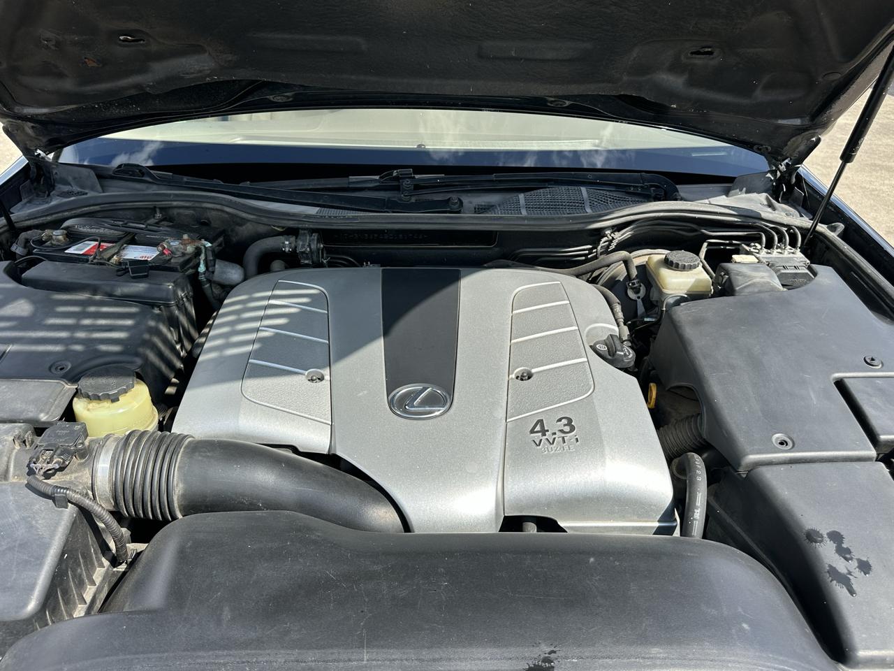 Lexus LS 430  2005