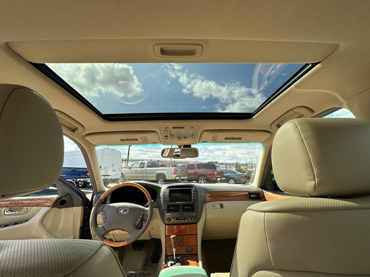 Lexus LS 430  2005