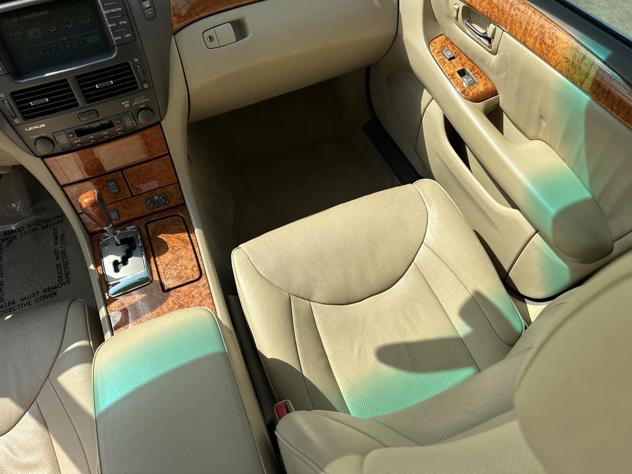Lexus LS 430  2005