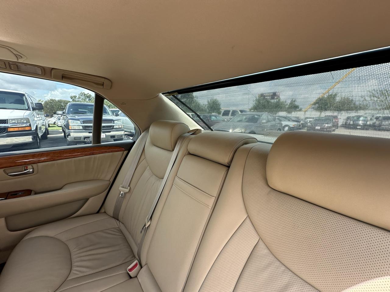 Lexus LS 430  2005