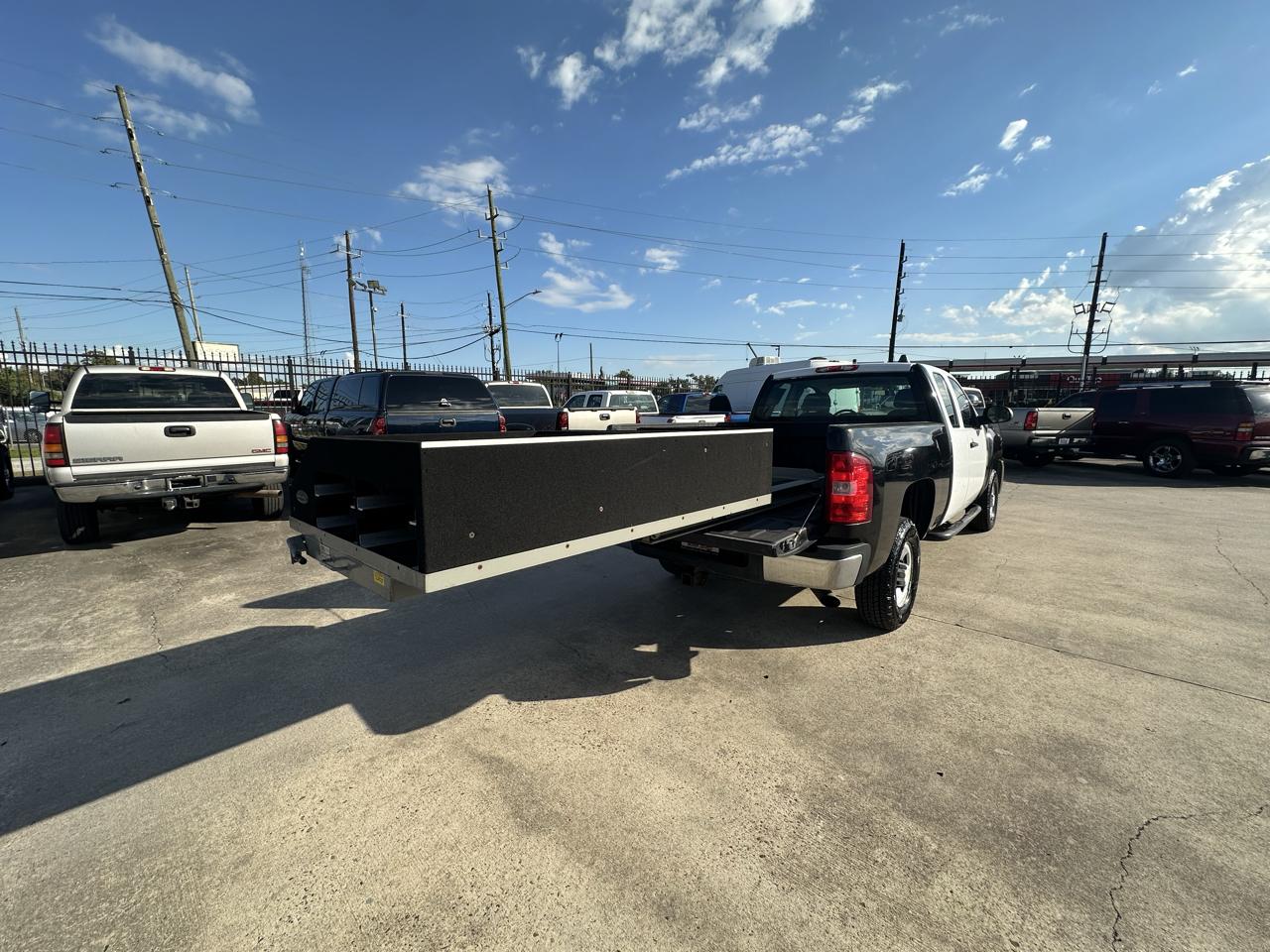 Chevrolet Silverado 2500HD Ext. Cab Short Bed 2WD 2009
