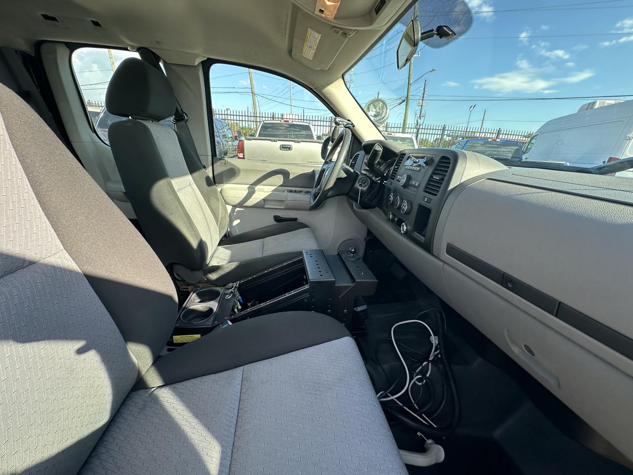 Chevrolet Silverado 2500HD Ext. Cab Short Bed 2WD 2009