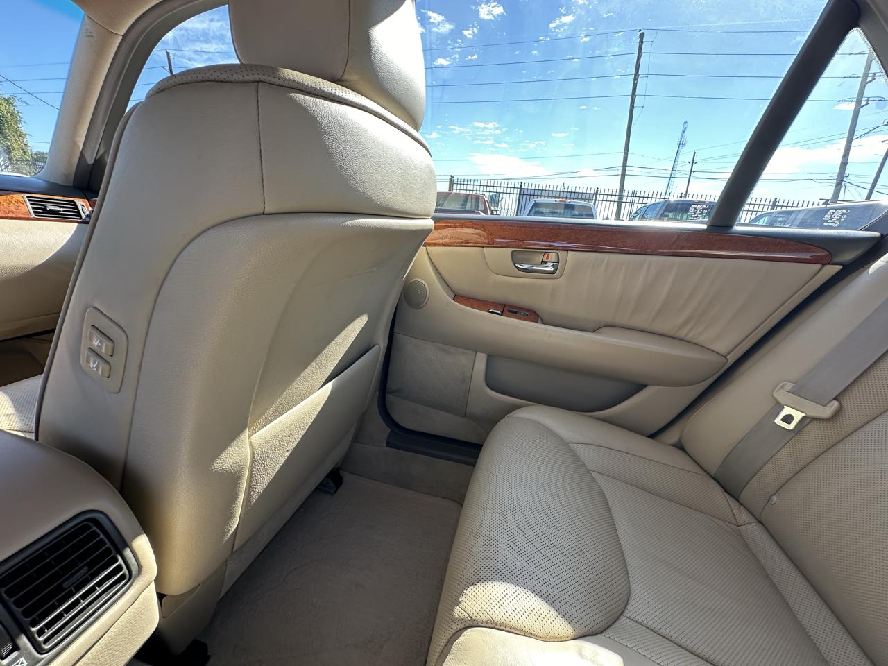 Lexus LS 430  2006