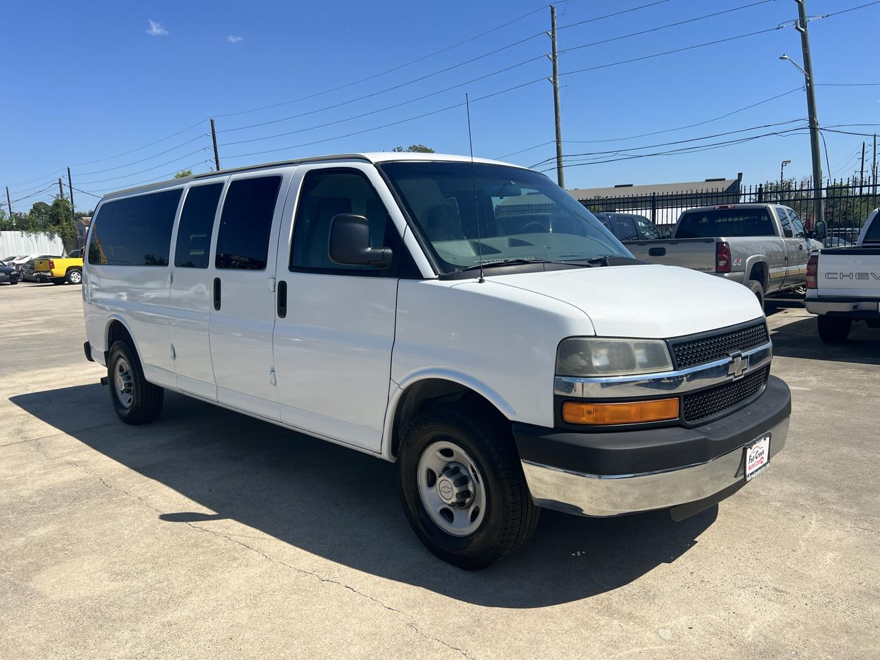 Chevrolet Express LS 3500 Extended 2008