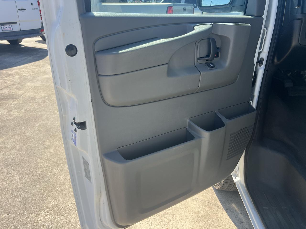 Chevrolet Express LS 3500 Extended 2008