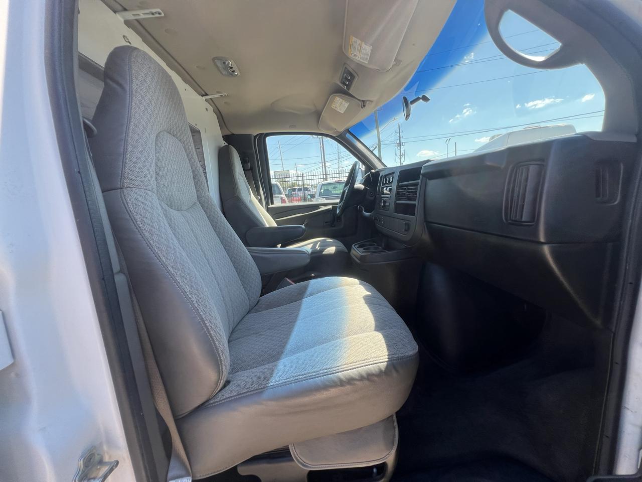 Chevrolet Express LS 3500 Extended 2008