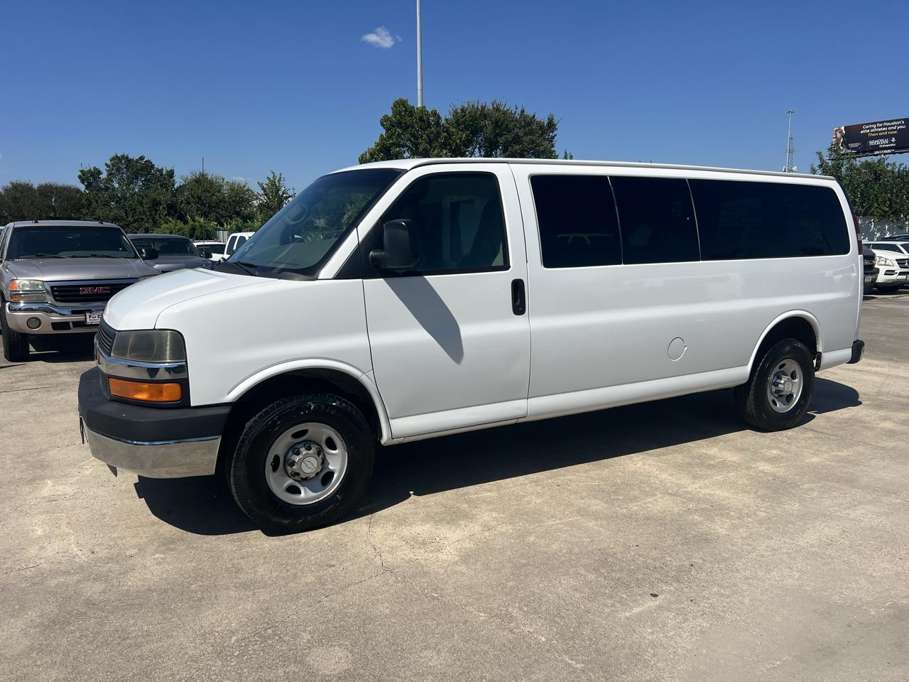 Chevrolet Express LS 3500 Extended 2008
