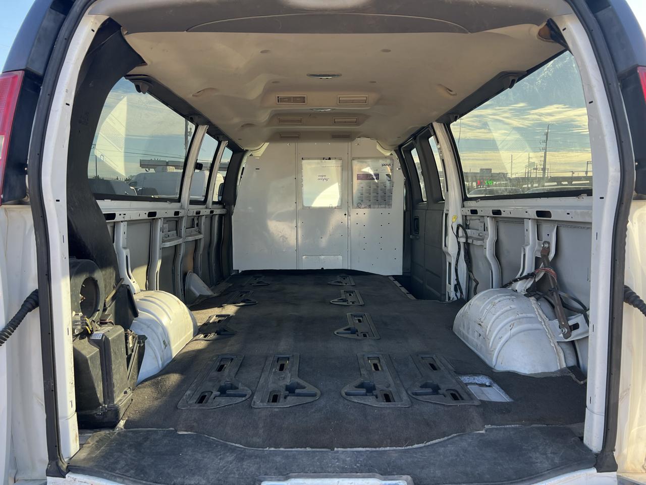 Chevrolet Express LS 3500 Extended 2008