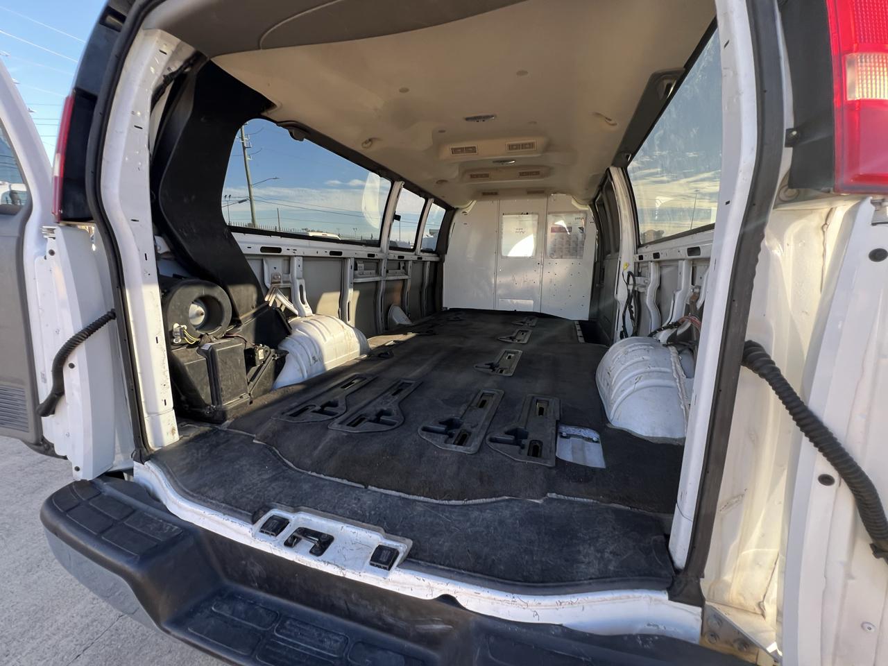 Chevrolet Express LS 3500 Extended 2008