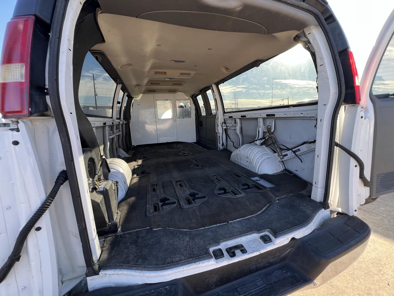 Chevrolet Express LS 3500 Extended 2008