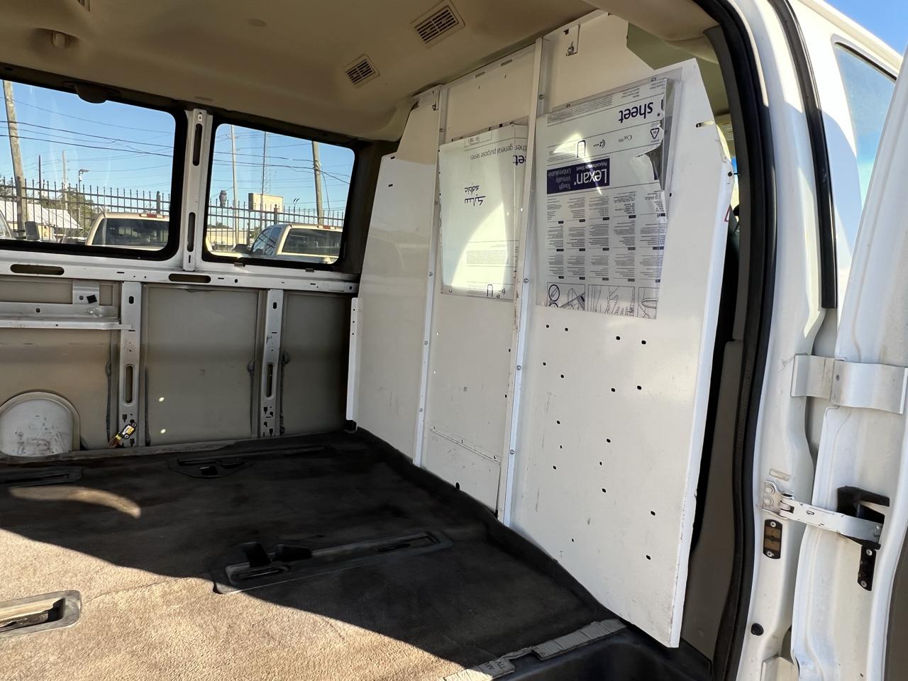Chevrolet Express LS 3500 Extended 2008