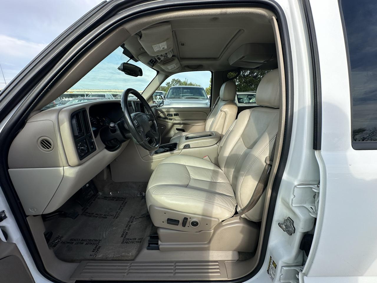 Chevrolet Suburban 4dr 1500 2WD Z71 2005