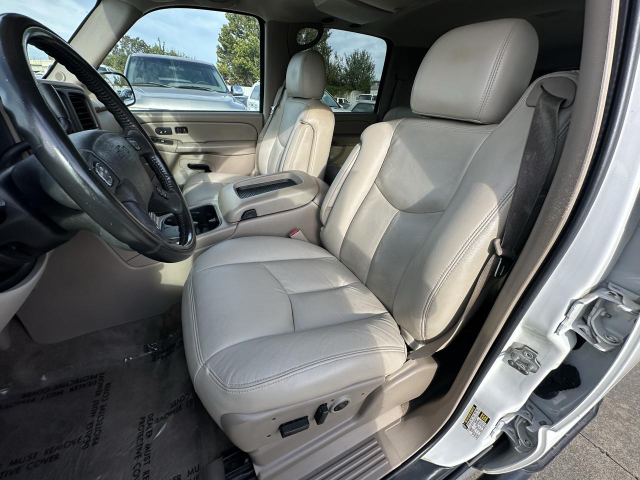 Chevrolet Suburban 4dr 1500 2WD Z71 2005