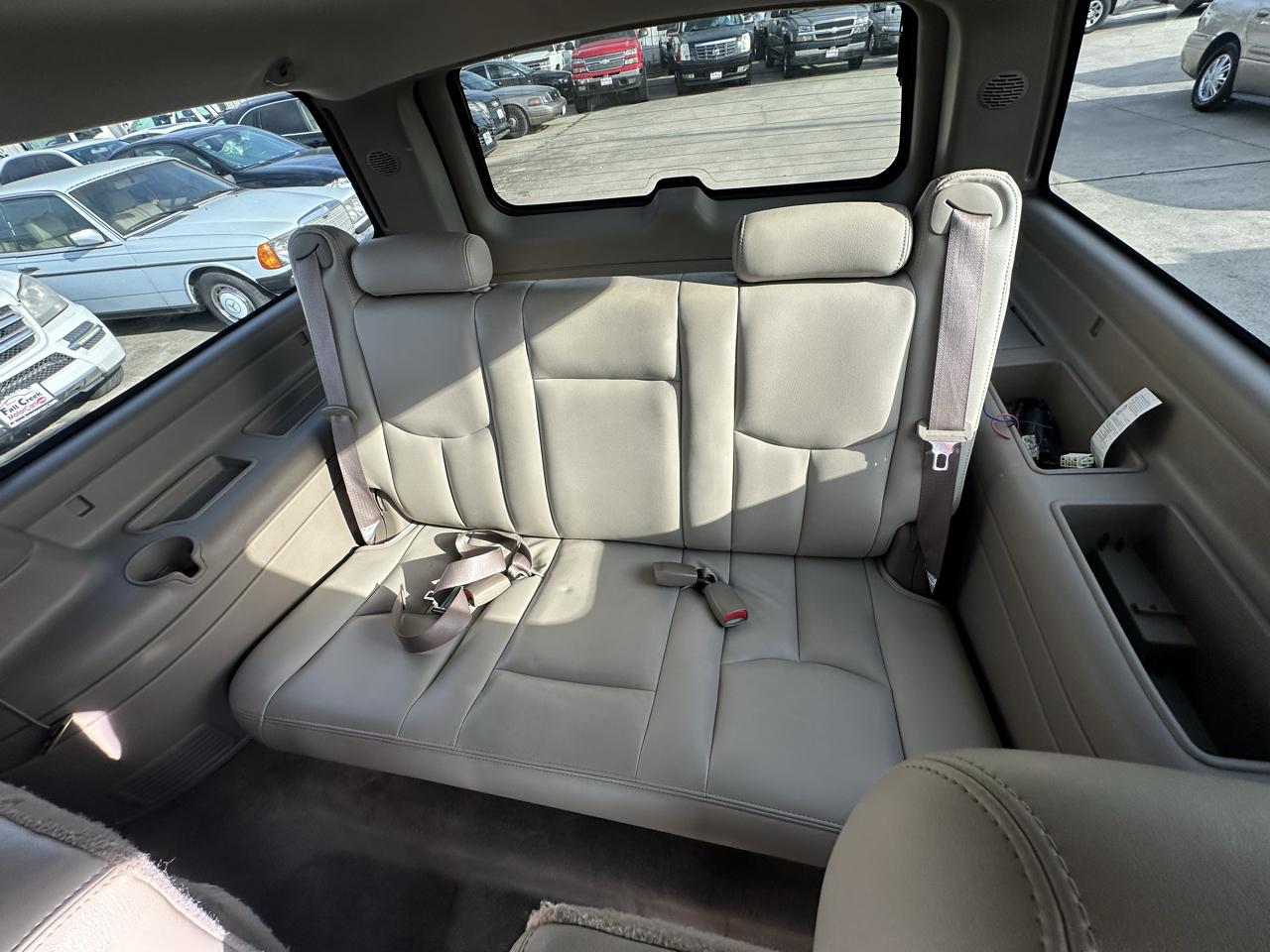 Chevrolet Suburban 4dr 1500 2WD Z71 2005
