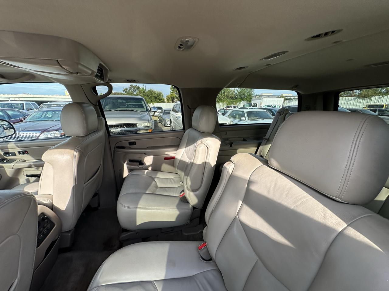 Chevrolet Suburban 4dr 1500 2WD Z71 2005