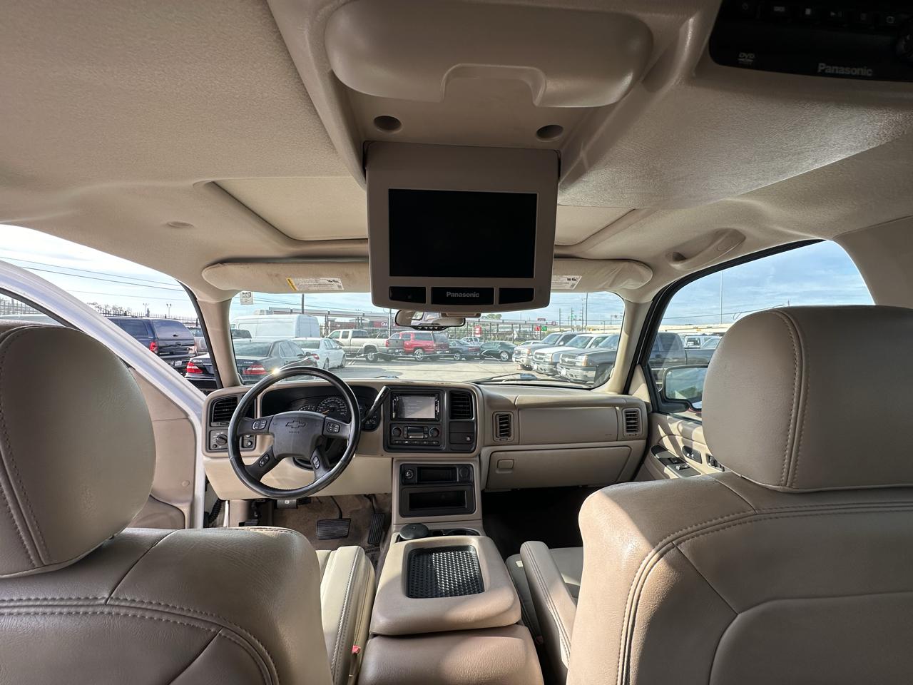 Chevrolet Suburban 4dr 1500 2WD Z71 2005