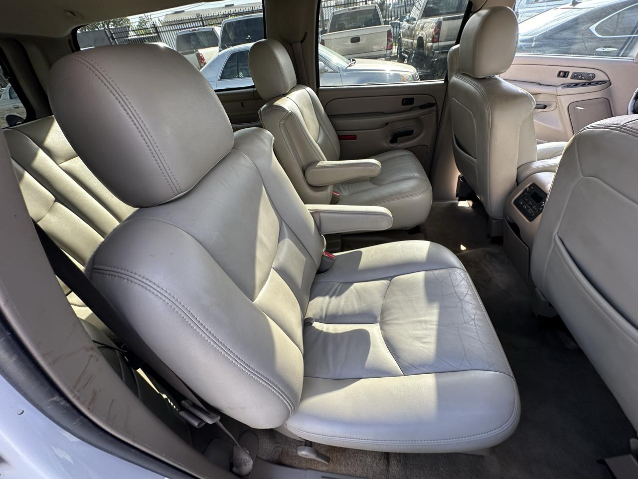 Chevrolet Suburban 4dr 1500 2WD Z71 2005