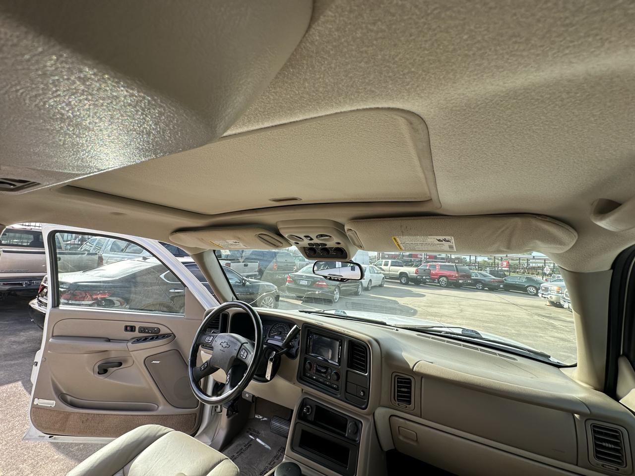 Chevrolet Suburban 4dr 1500 2WD Z71 2005