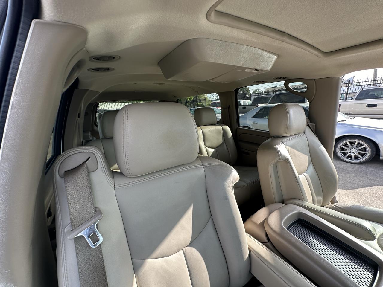 Chevrolet Suburban 4dr 1500 2WD Z71 2005