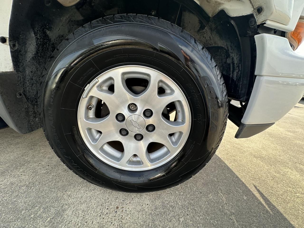 Chevrolet Suburban 4dr 1500 2WD Z71 2005