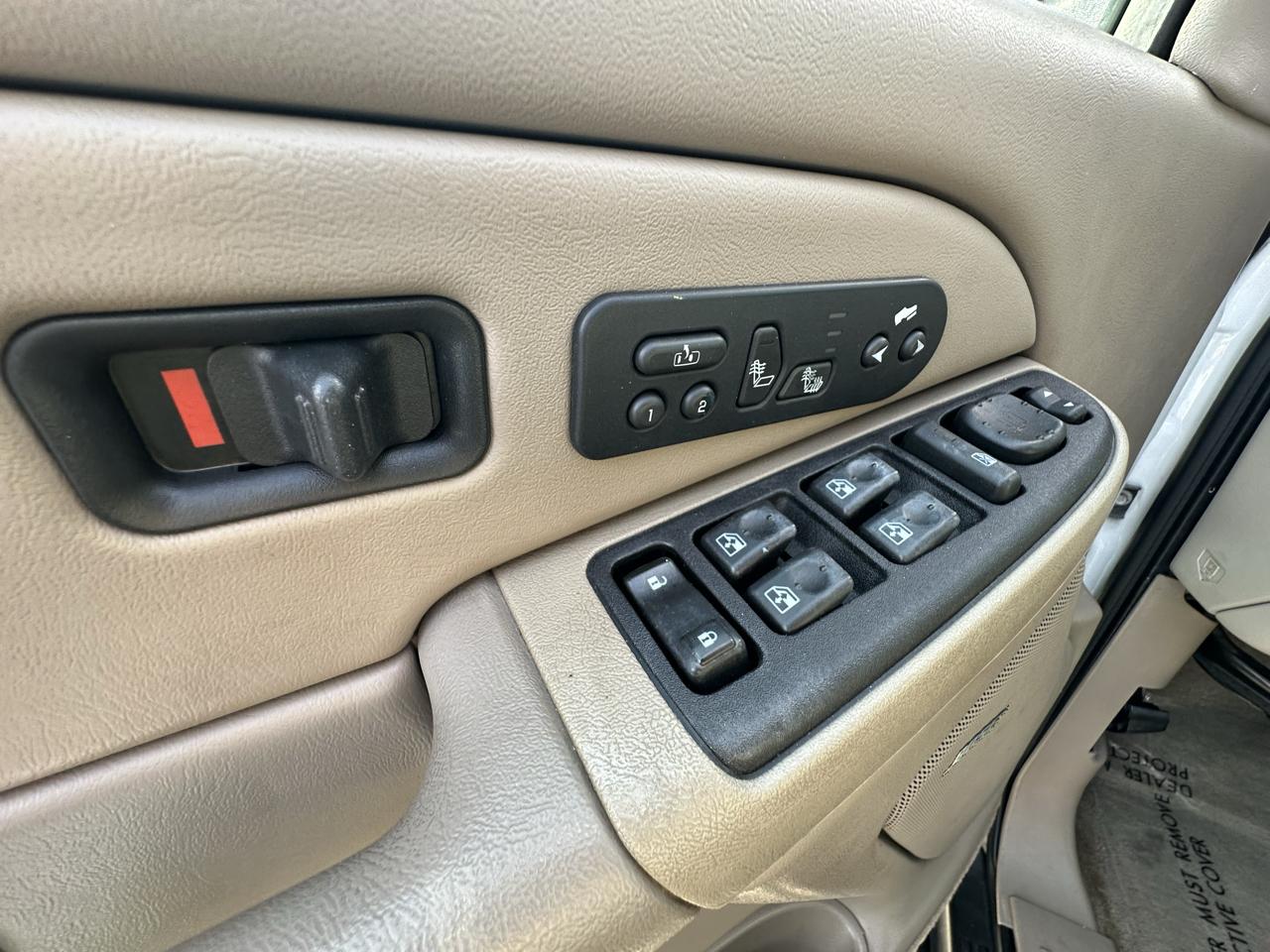 Chevrolet Suburban 4dr 1500 2WD Z71 2005
