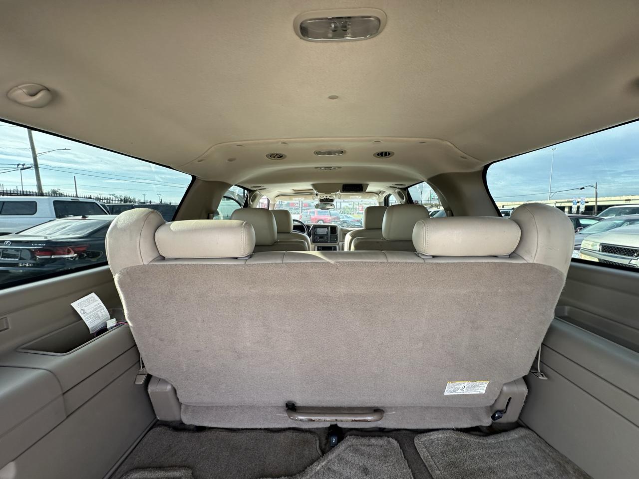 Chevrolet Suburban 4dr 1500 2WD Z71 2005