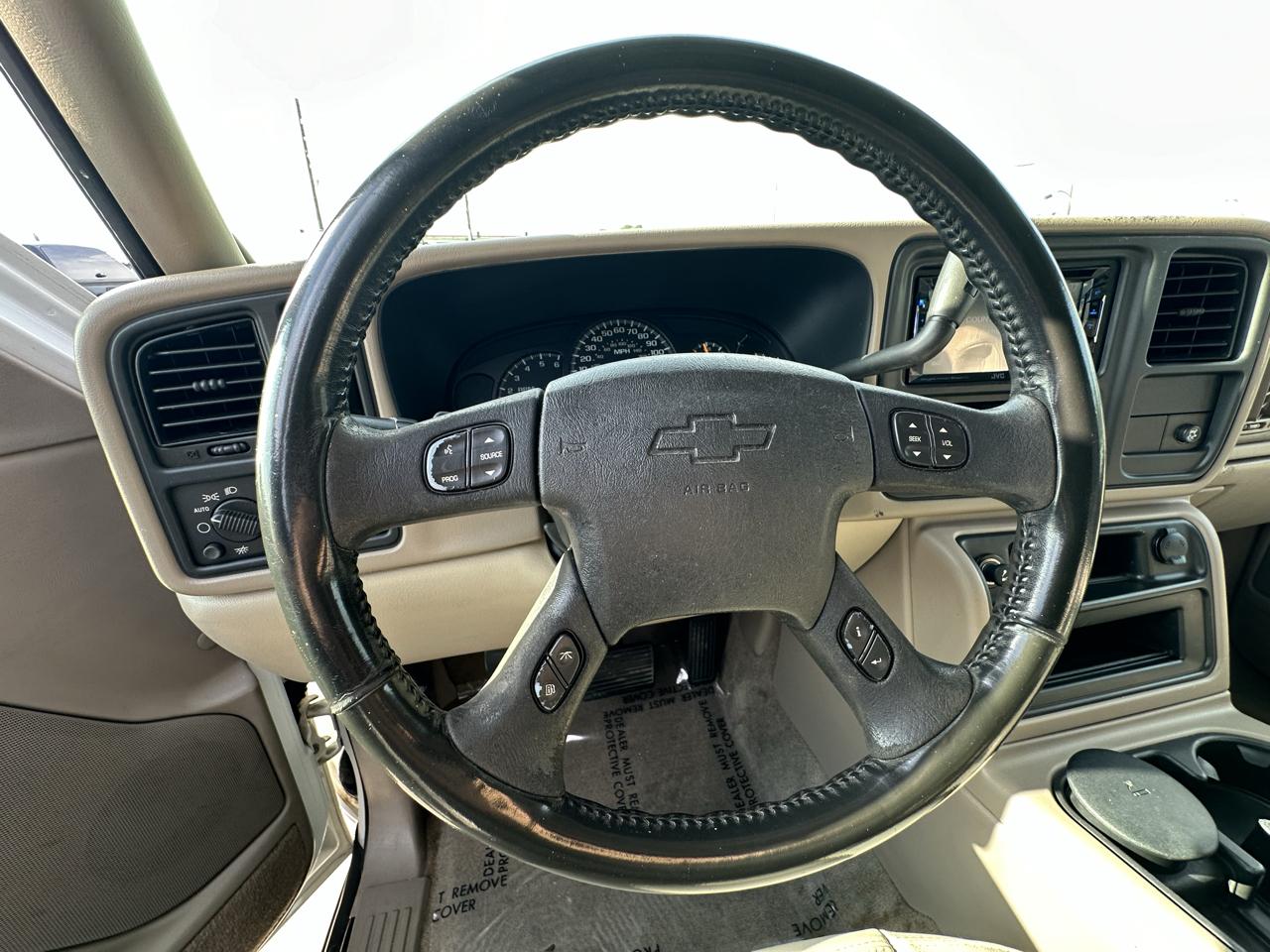 Chevrolet Suburban 4dr 1500 2WD Z71 2005