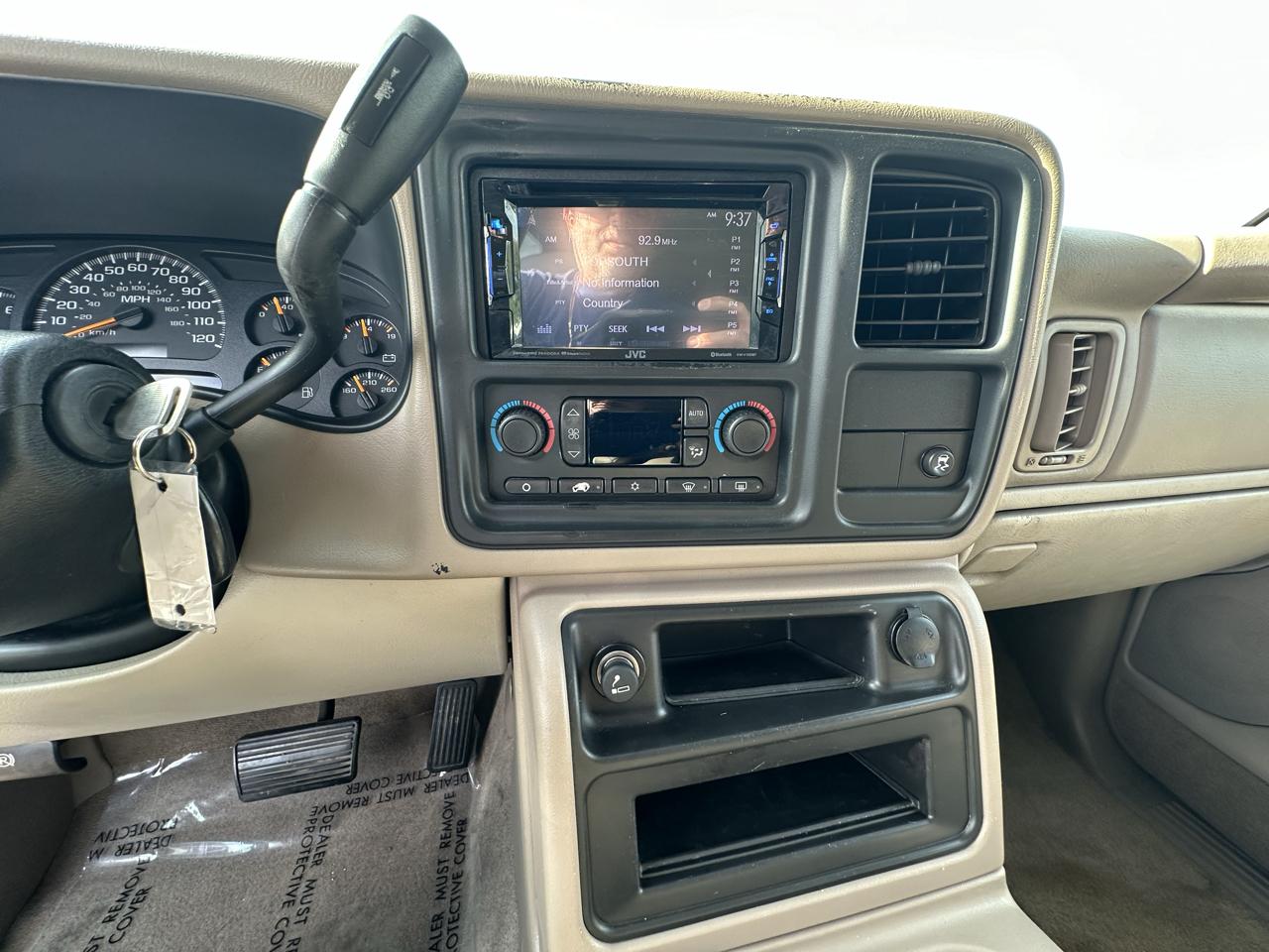 Chevrolet Suburban 4dr 1500 2WD Z71 2005