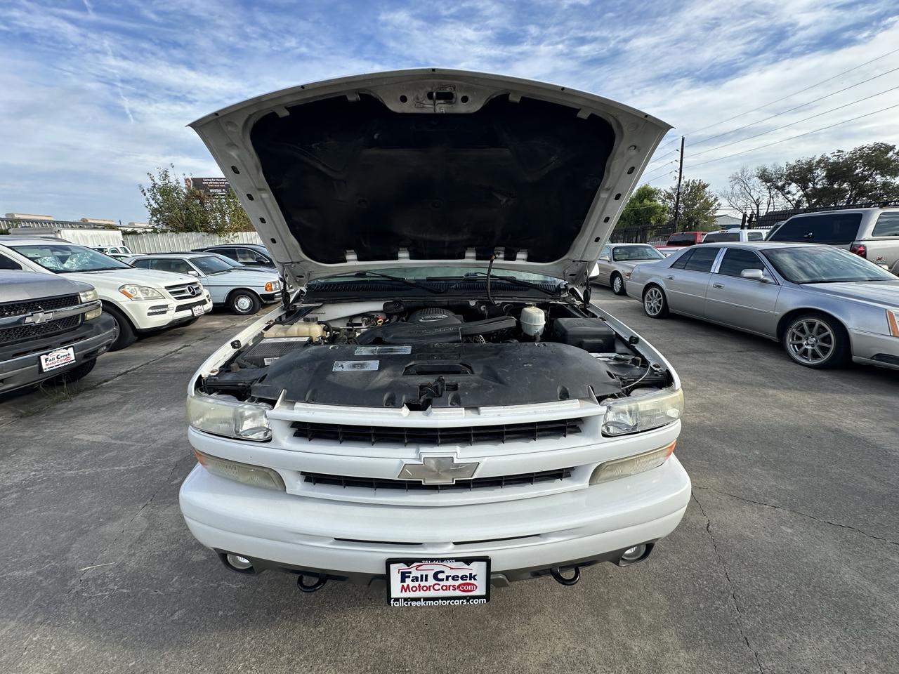 Chevrolet Suburban 4dr 1500 2WD Z71 2005