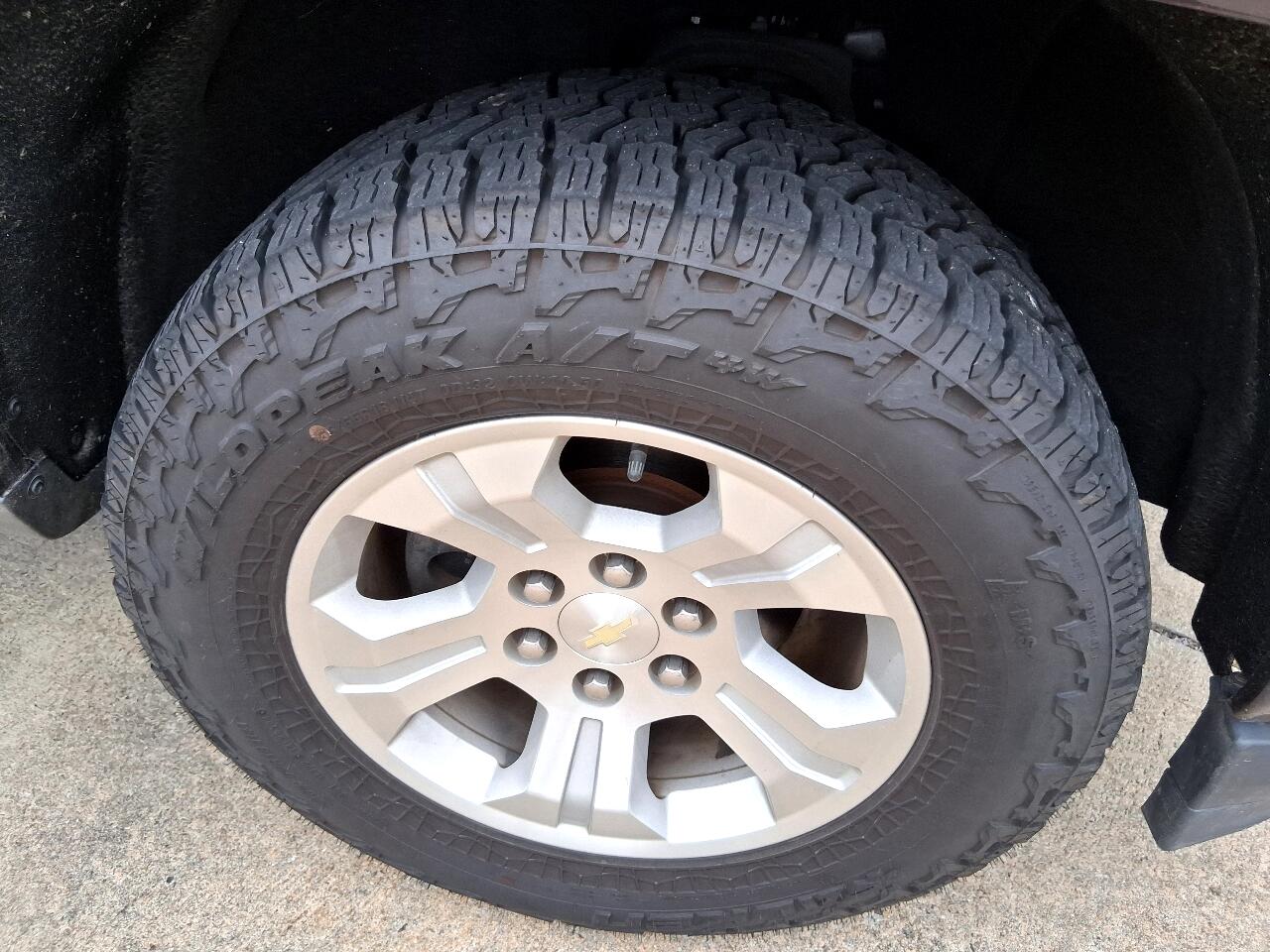 Chevrolet Silverado 1500 4WD Crew Cab 143.5" LT w/2LT 2016