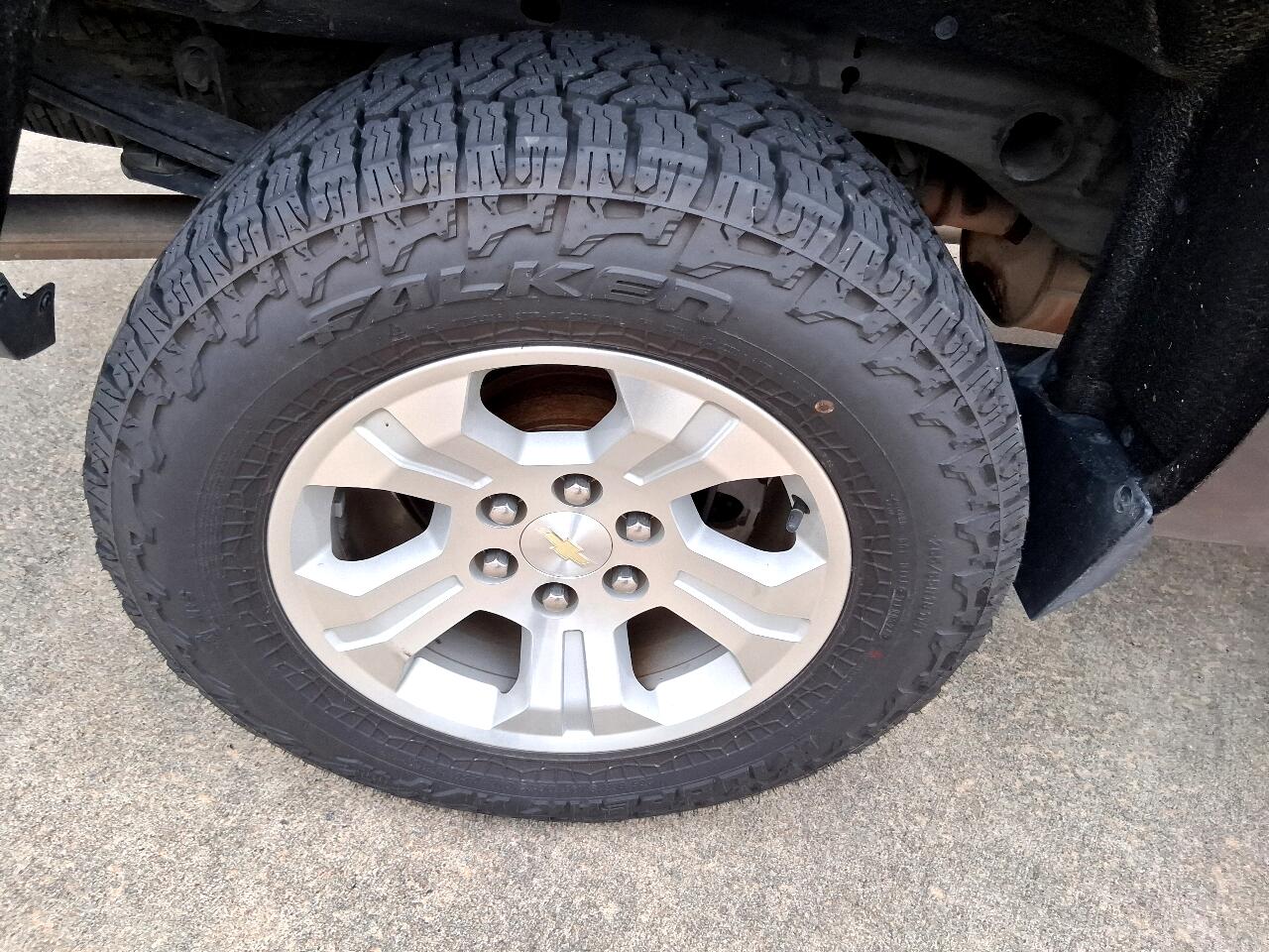 Chevrolet Silverado 1500 4WD Crew Cab 143.5" LT w/2LT 2016