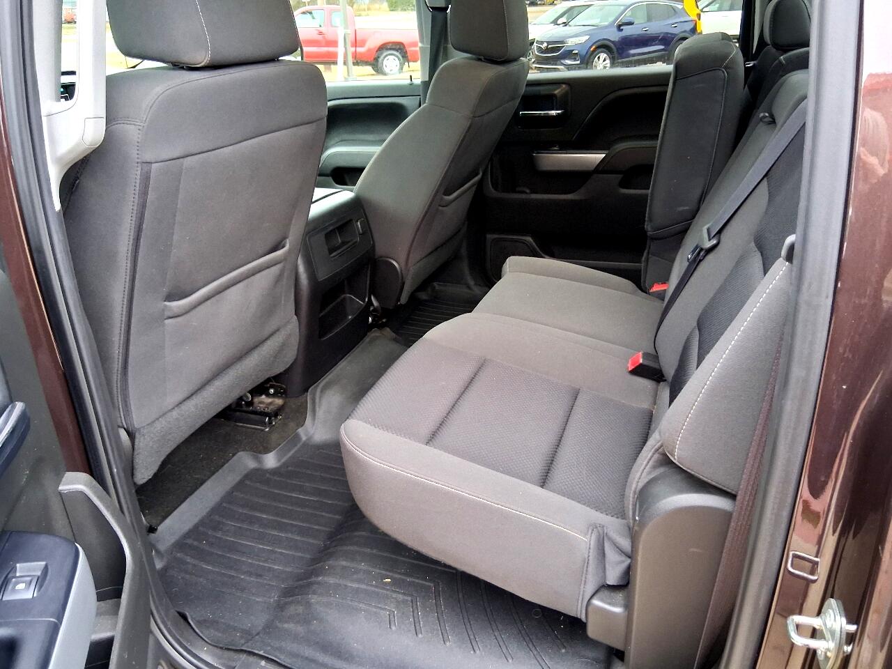 Chevrolet Silverado 1500 4WD Crew Cab 143.5" LT w/2LT 2016