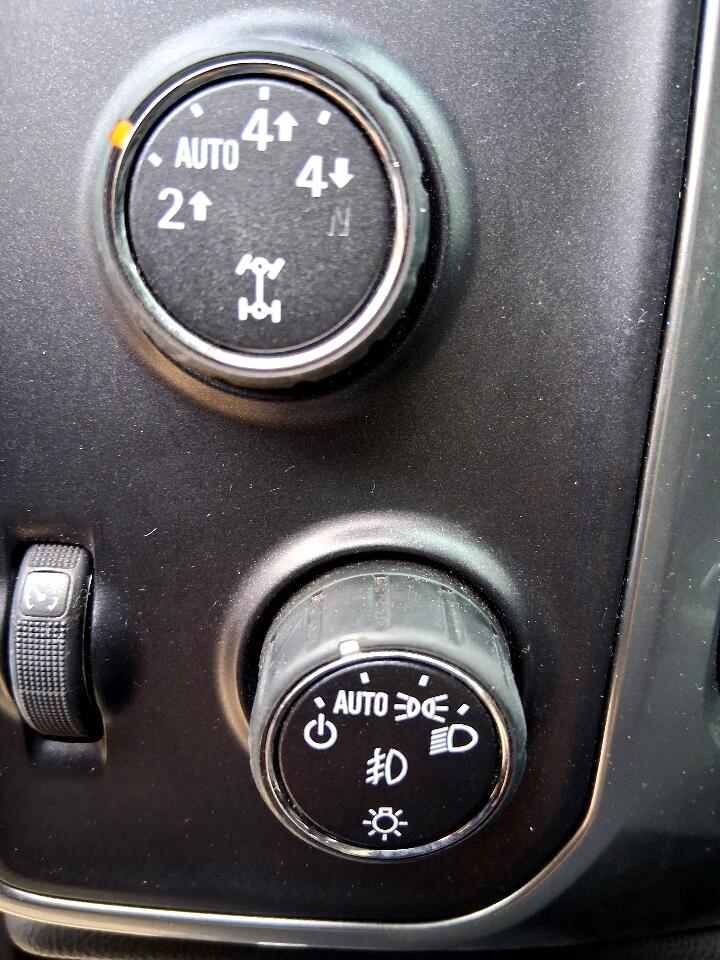 Chevrolet Silverado 1500 4WD Crew Cab 143.5" LT w/2LT 2016