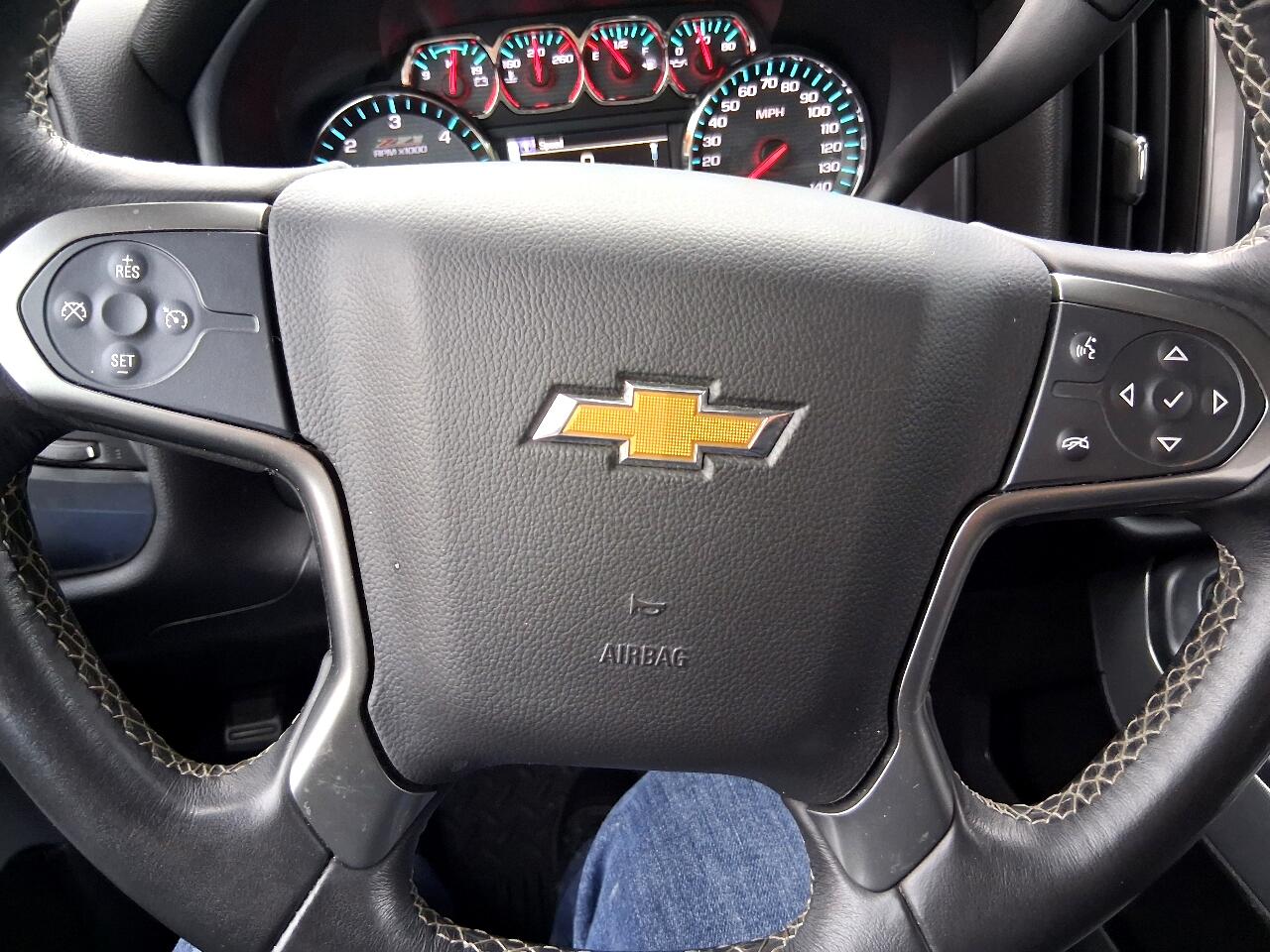 Chevrolet Silverado 1500 4WD Crew Cab 143.5" LT w/2LT 2016