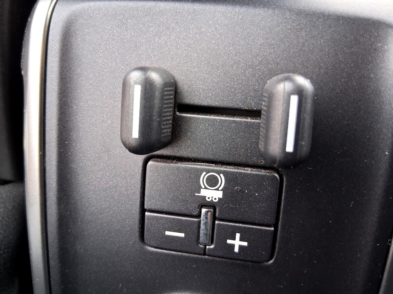 Chevrolet Silverado 1500 4WD Crew Cab 143.5" LT w/2LT 2016