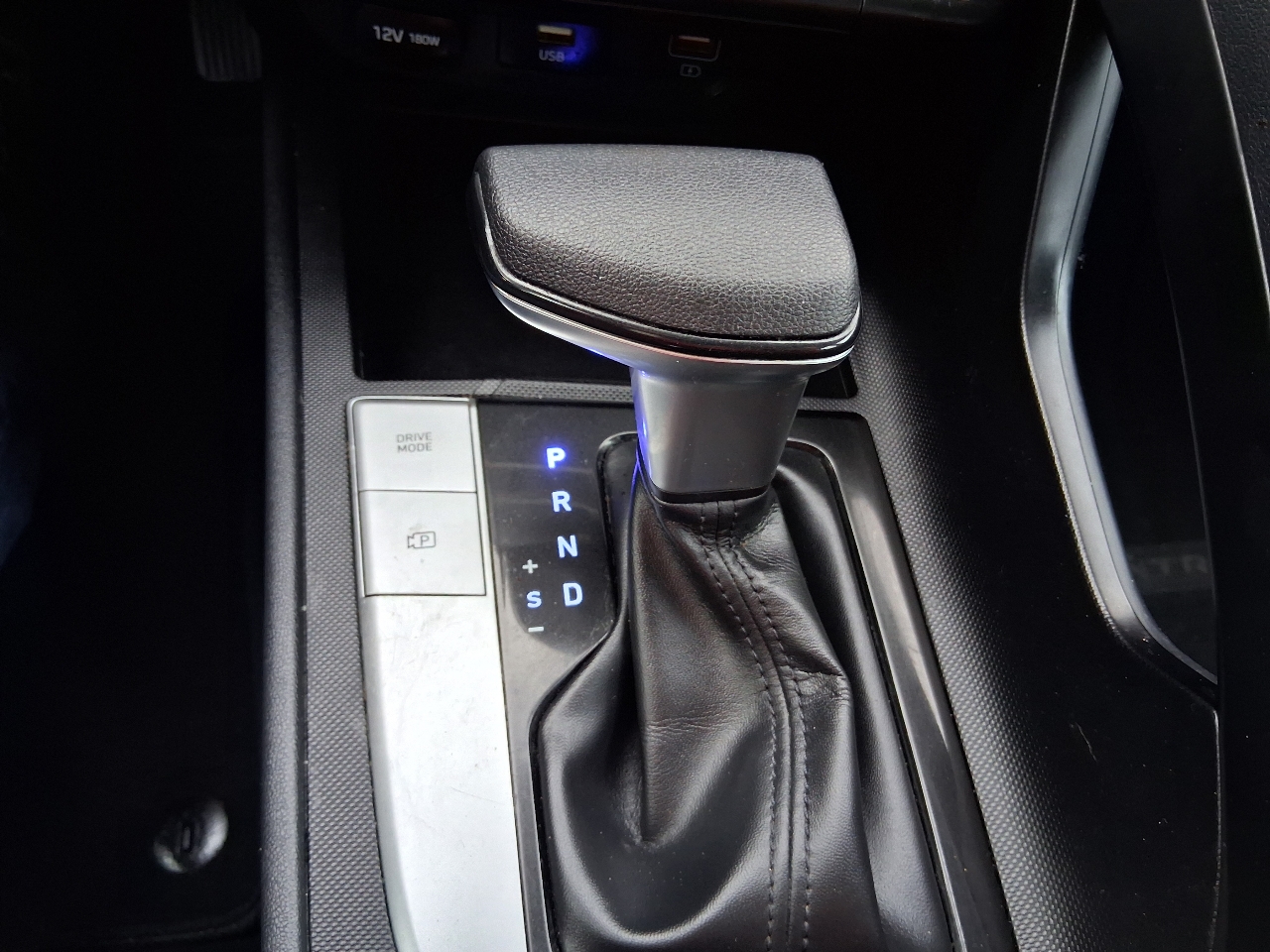 Hyundai Elantra SEL IVT 2021