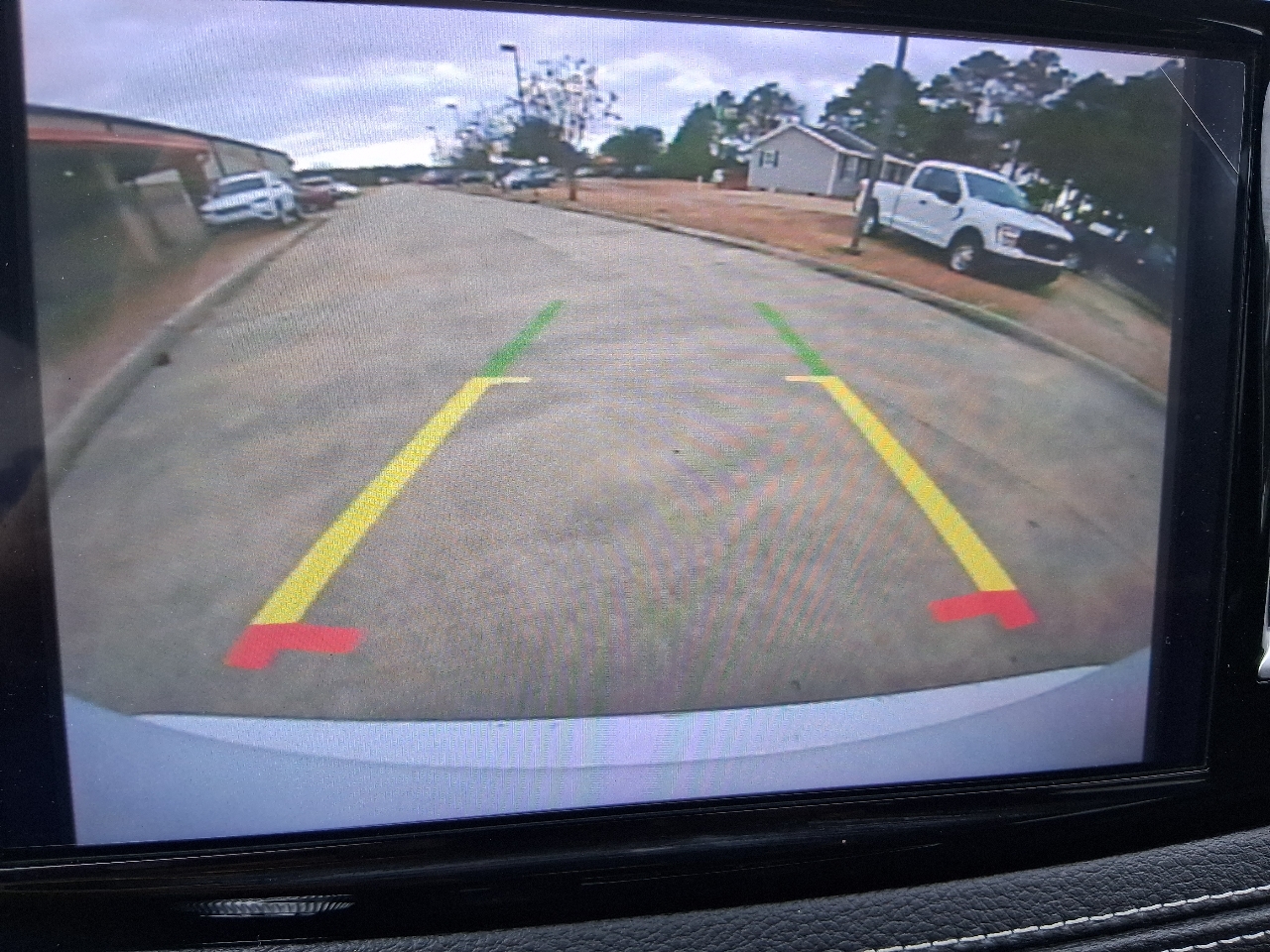 Chrysler Pacifica Touring FWD 2023