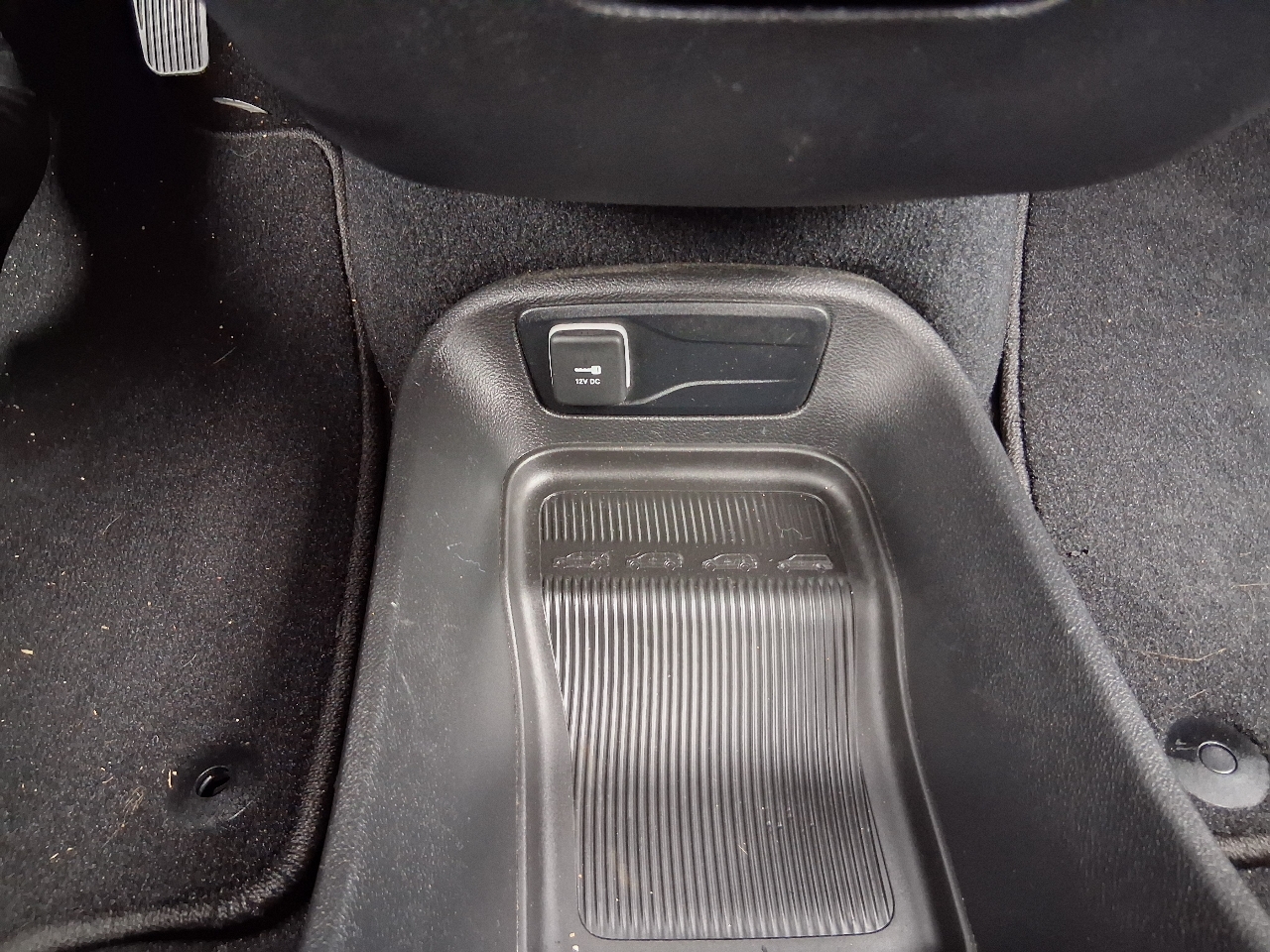 Chrysler Pacifica Touring FWD 2023