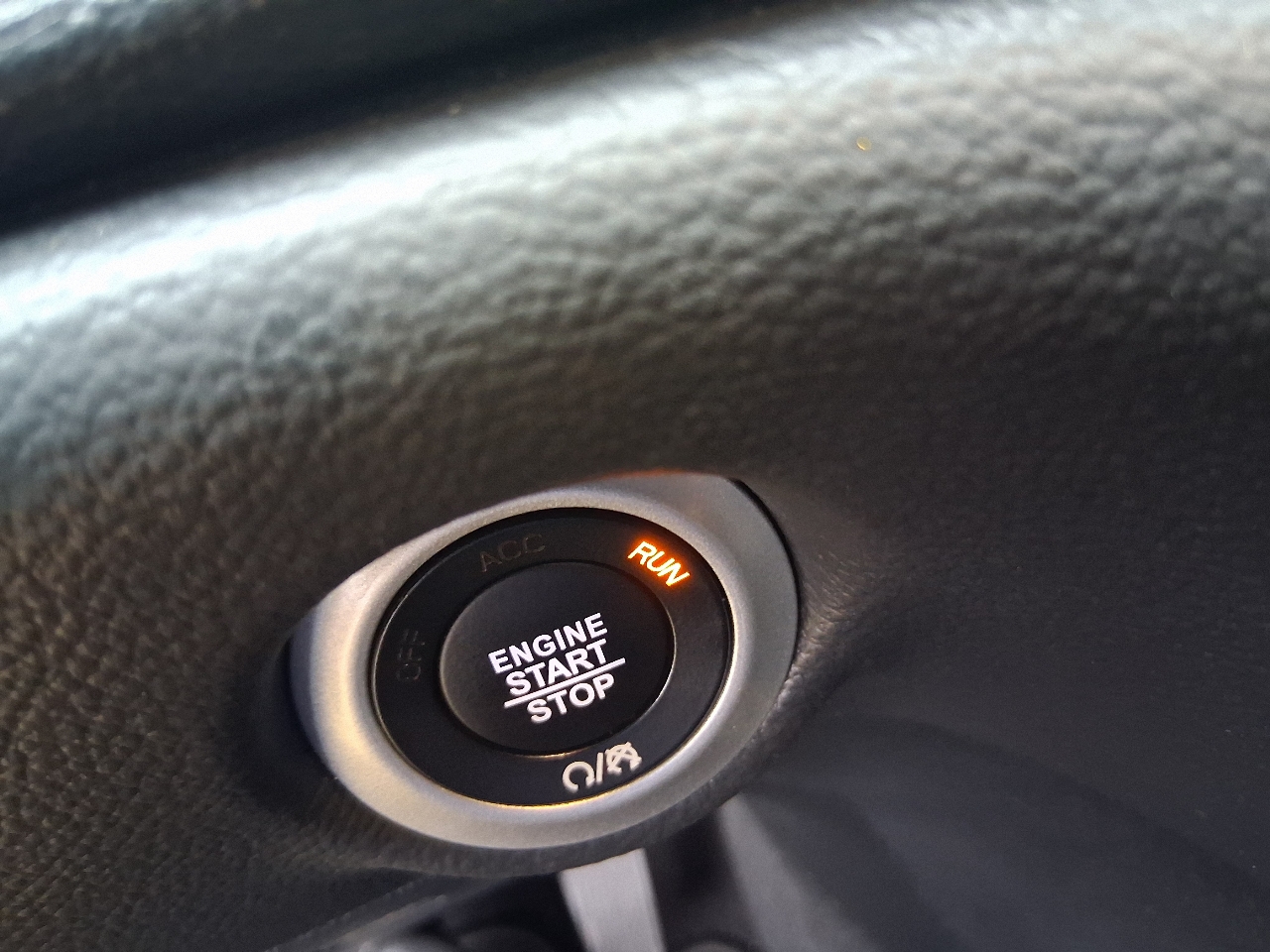 Chrysler Pacifica Touring FWD 2023