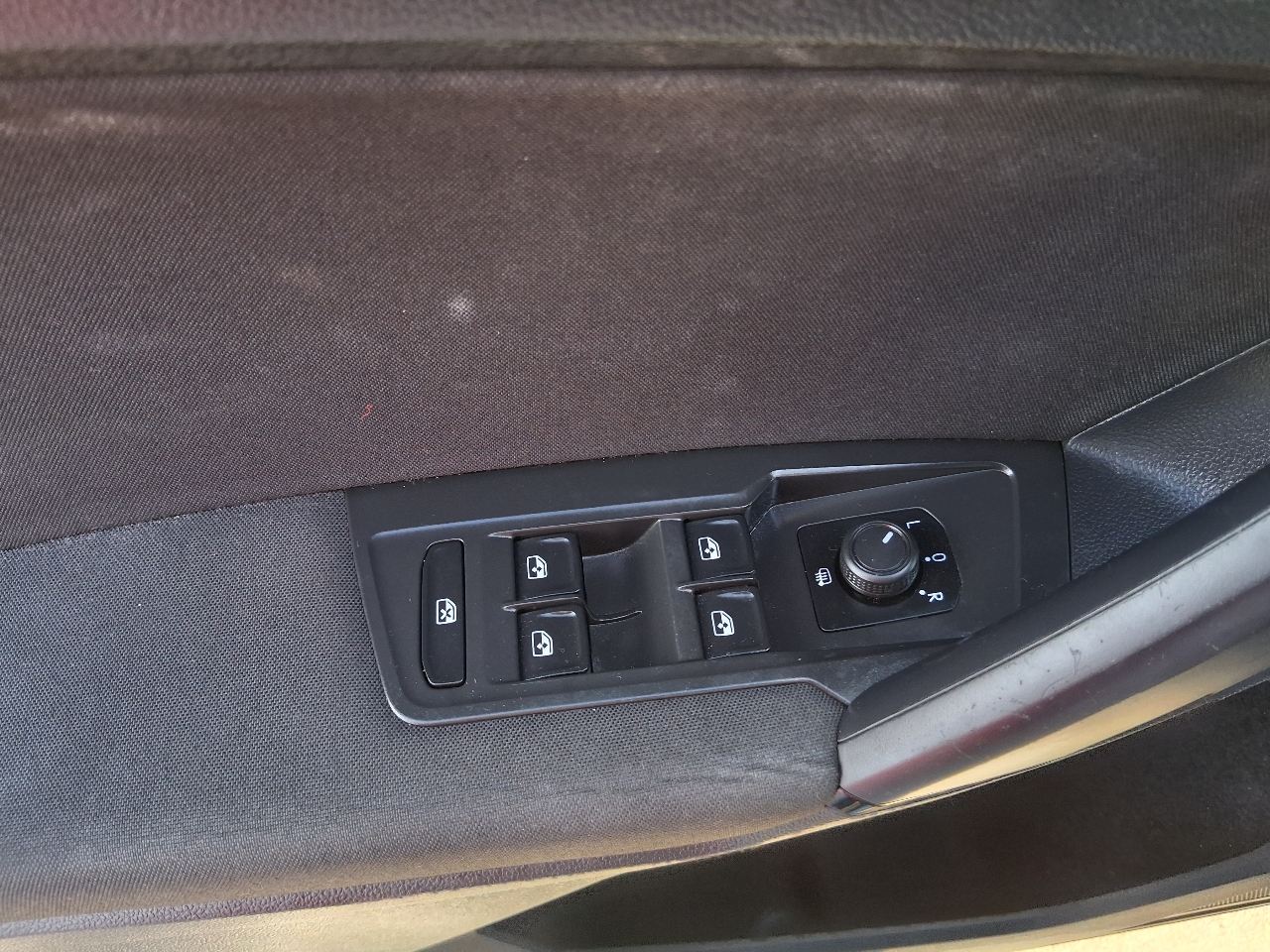 Volkswagen Tiguan 2.0T S FWD 2019