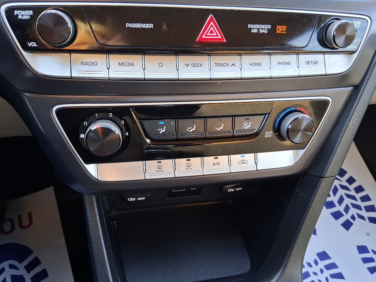 Hyundai Sonata SE 2.4L 2019