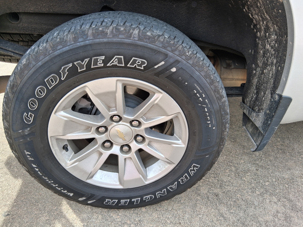 Chevrolet Silverado 1500 2WD Crew Cab 157" LT 2020