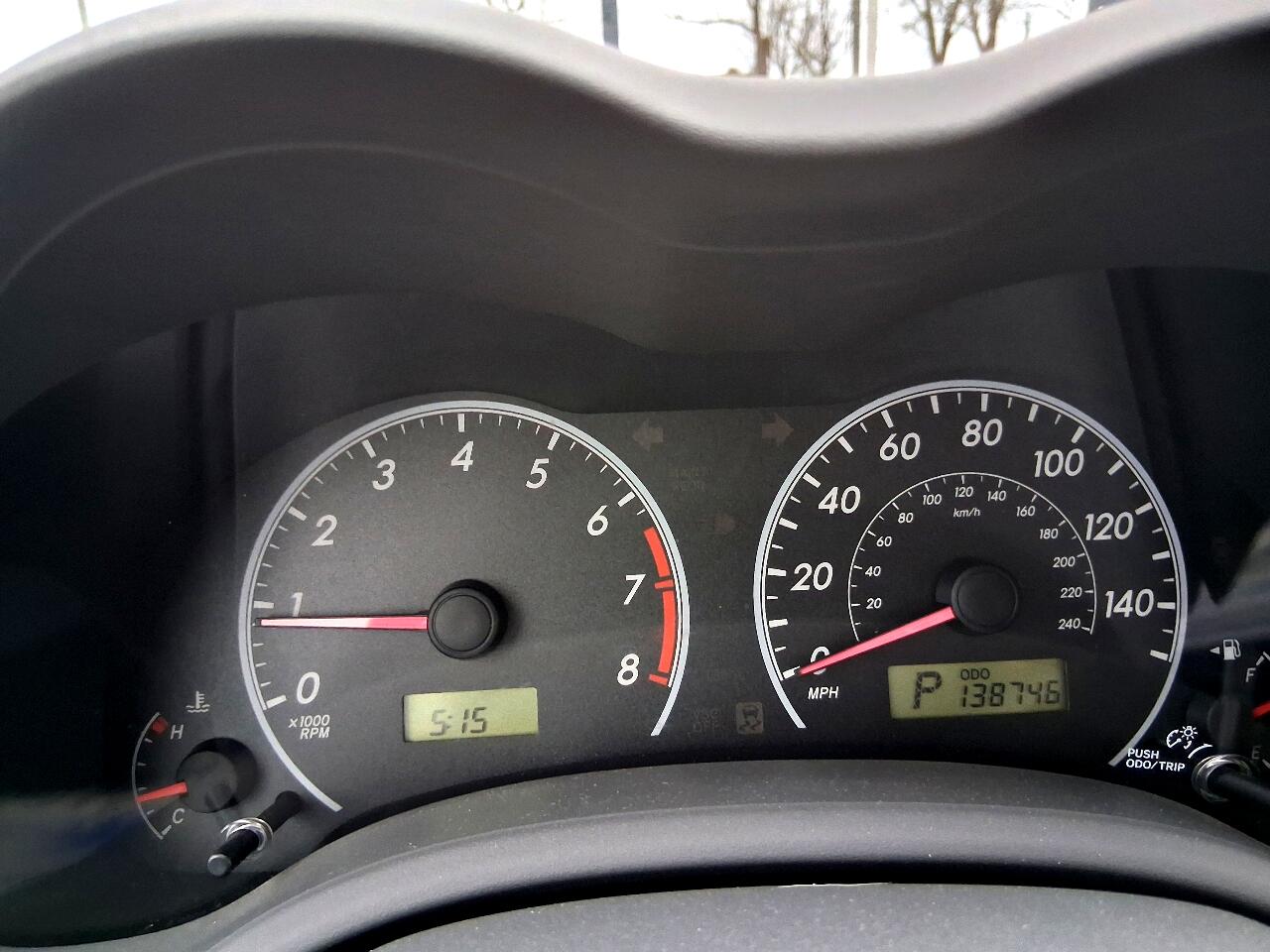 Toyota Corolla 4dr Sdn Auto LE (Natl) 2010