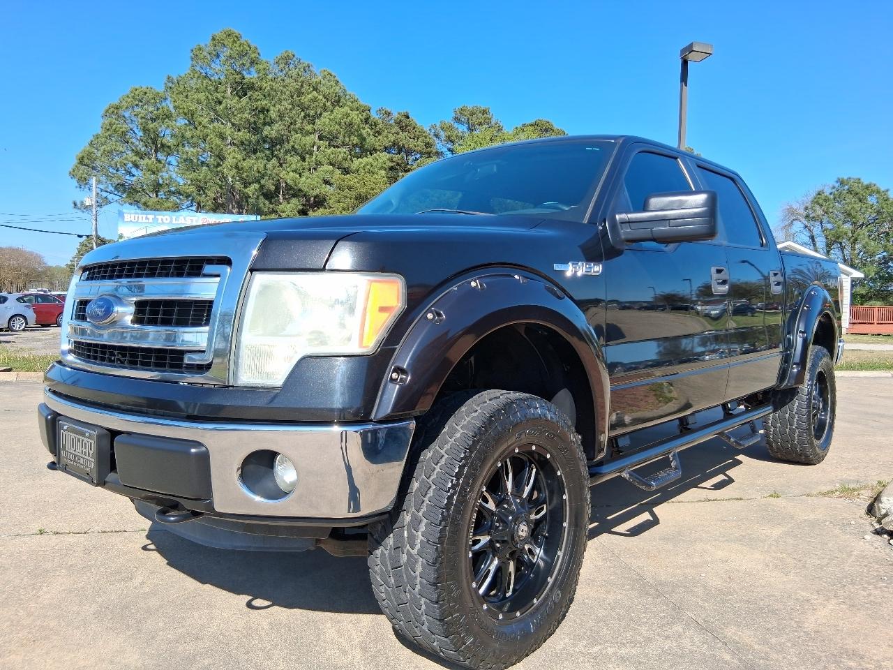 View vehicle photo 2