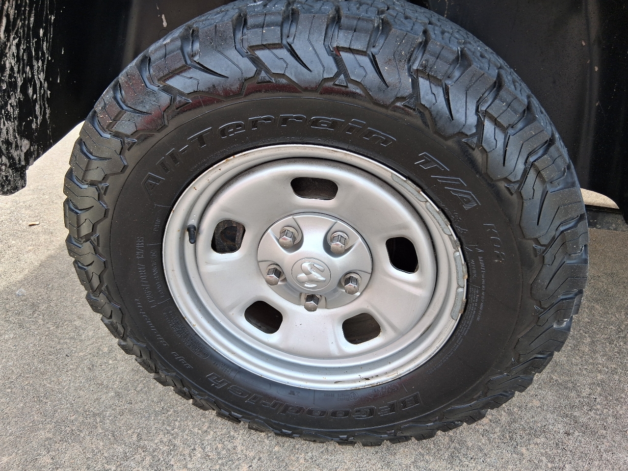 RAM 1500 Classic Tradesman 4x4 Quad Cab 6'4" Box 2022